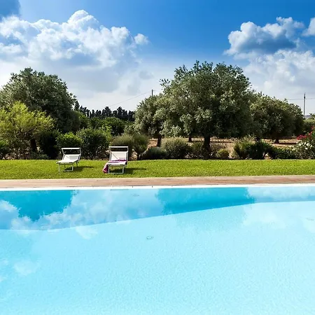 Floridia Villa